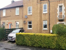 2 bedroom Flat to re...